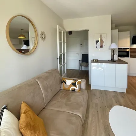 The Ammonite Sea View With Large Balcony Bénerville-sur-Mer