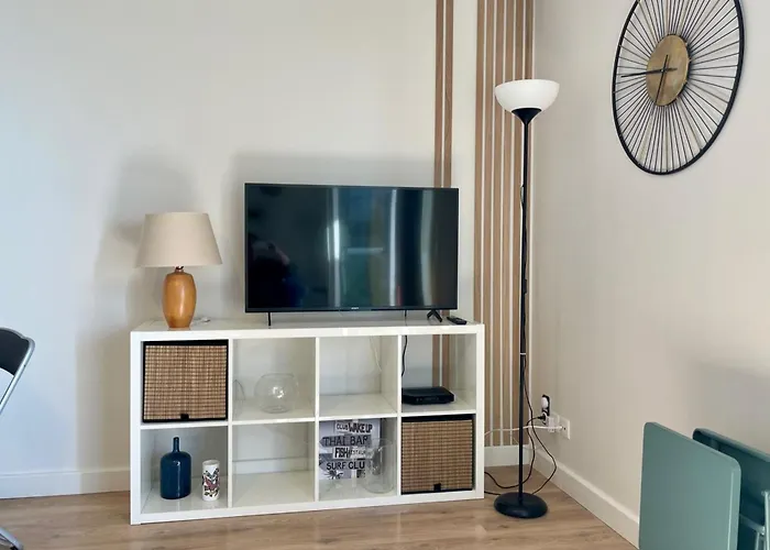 The Ammonite Sea View With Large Balcony *