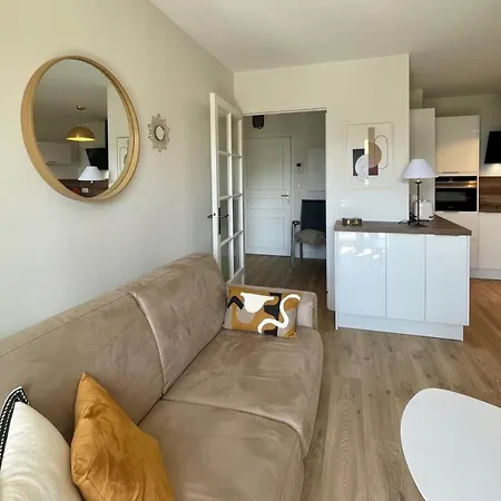 The Ammonite Sea View With Large Balcony Apartment Benerville-sur-Mer